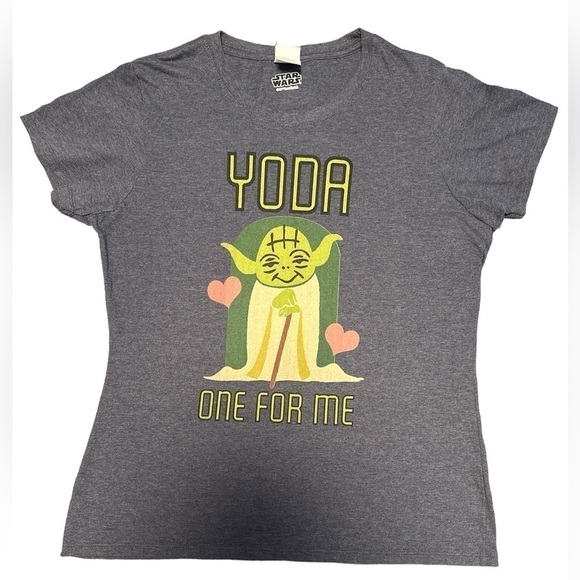 Port and Company Tops - Star Wars Yoda One for Me Tshirt L